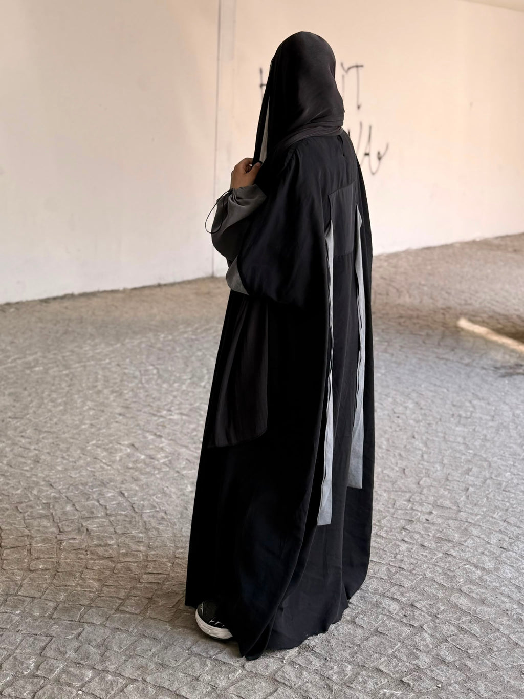 MAHİ ABAYA